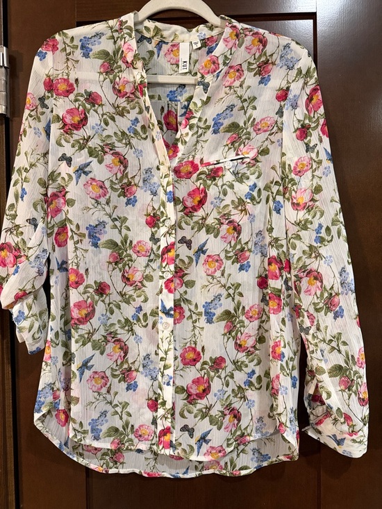 Kut from the Kloth Tops - Kut from the Kloth White Floral Button-Down Shirt with Pink & Blue Blooms